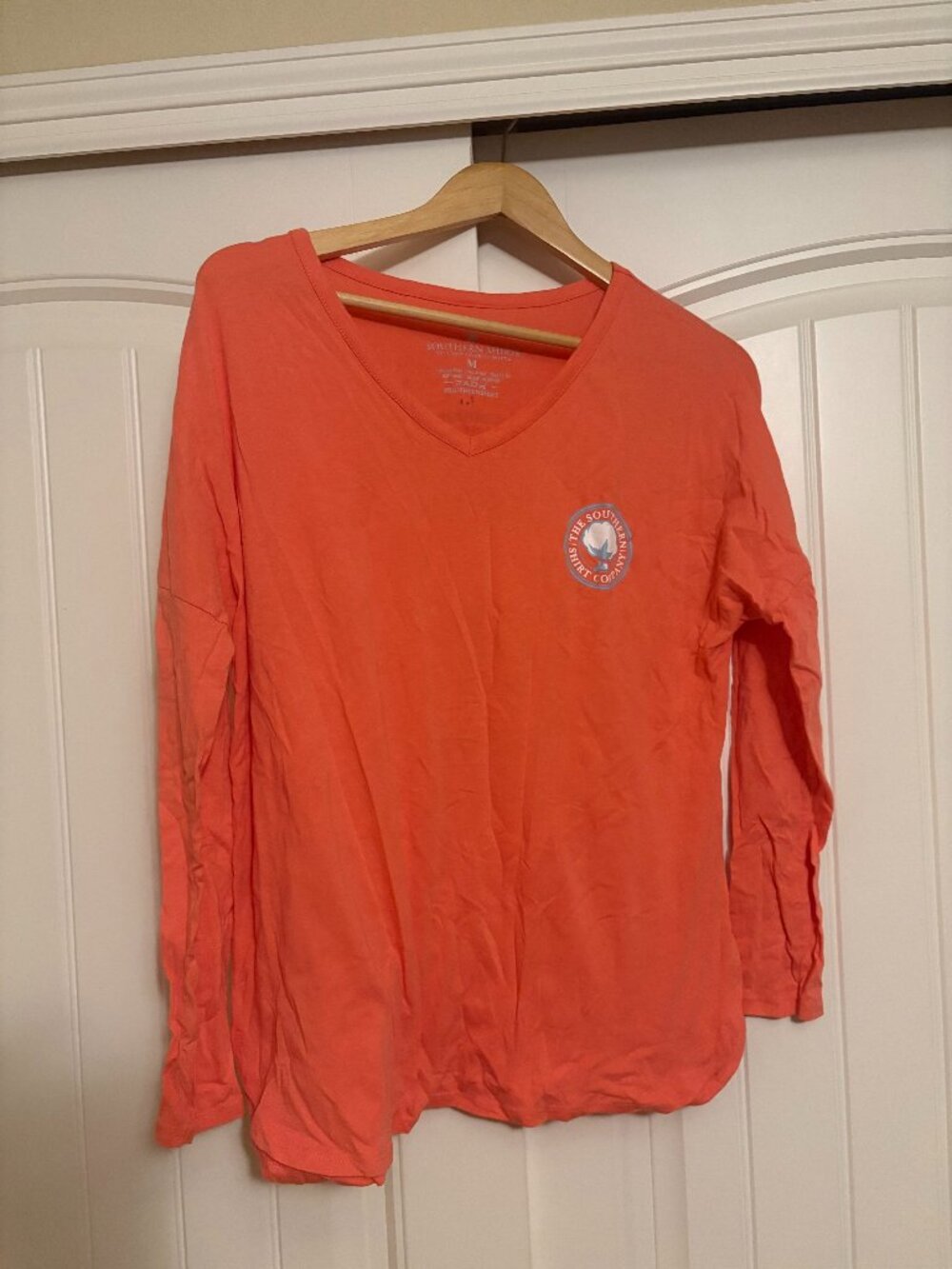 The Southern Shirt Company Long Sleeve T Shirt Medium Pink V Neck Cotton Blend